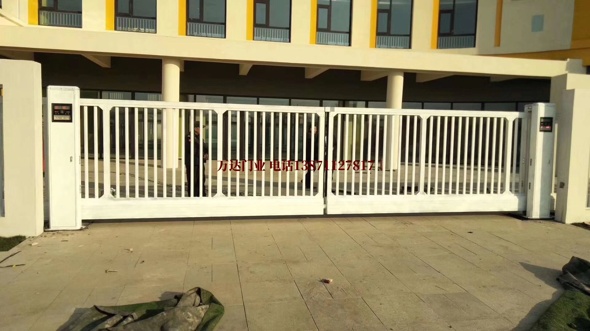 伊金霍洛悬浮门【无轨、可折叠门、出厂设计】